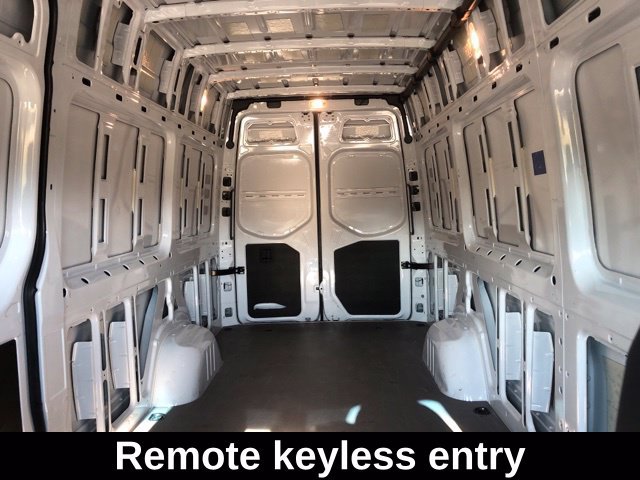 Used 2025 Mercedes-Benz Sprinter 2500 image 14