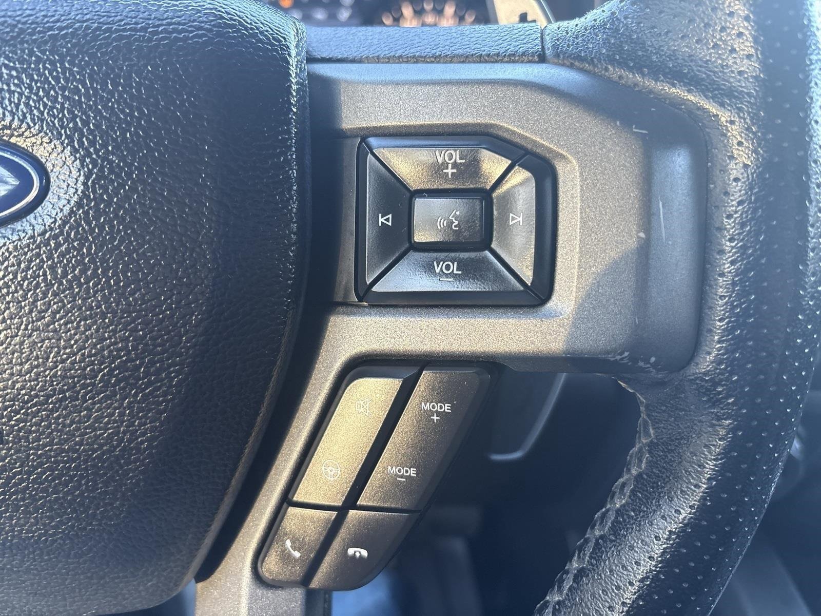 Used 2018 Ford F150 Raptor w/ Equipment Group 802A Luxury image 32