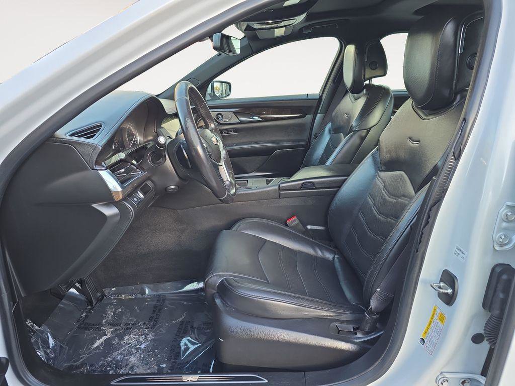 Used 2018 Cadillac CT6 Luxury image 16