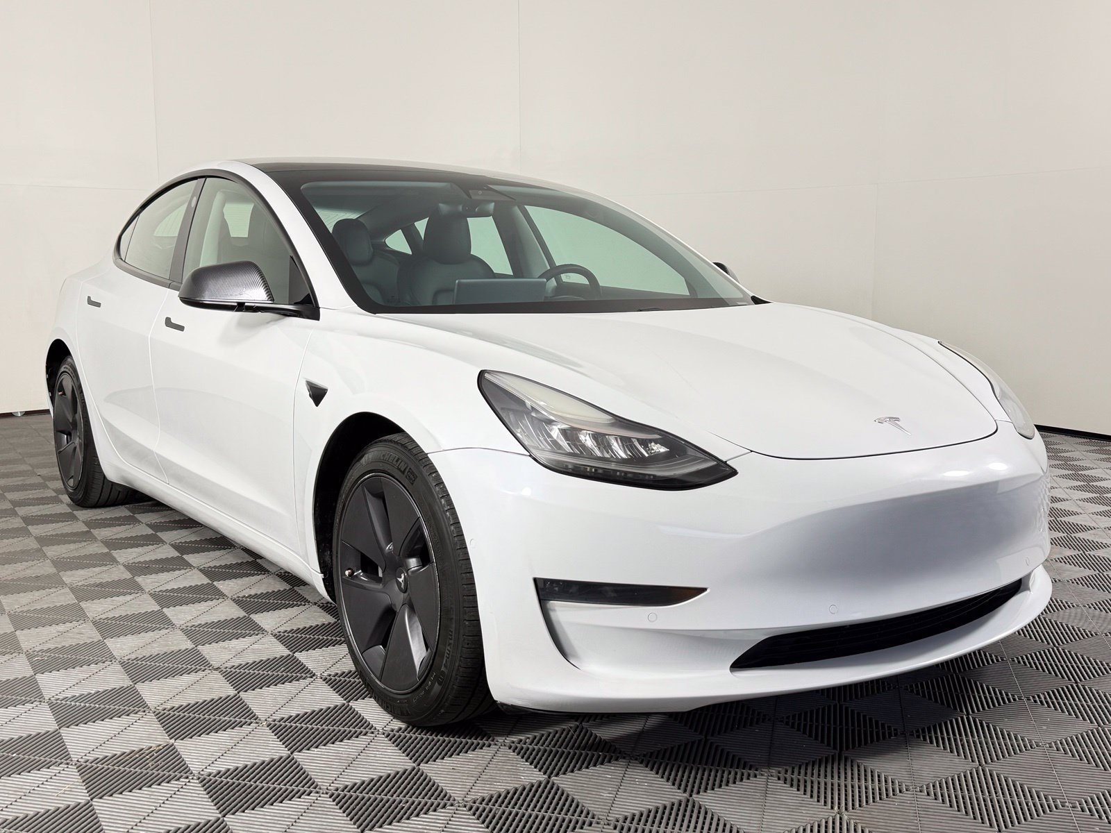 Used 2021 Tesla Model 3 Long Range AWD/4WD image 1