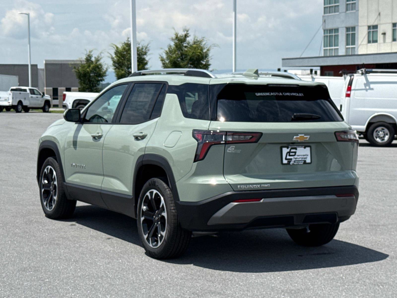 New 2025 Chevrolet Equinox LT image 15