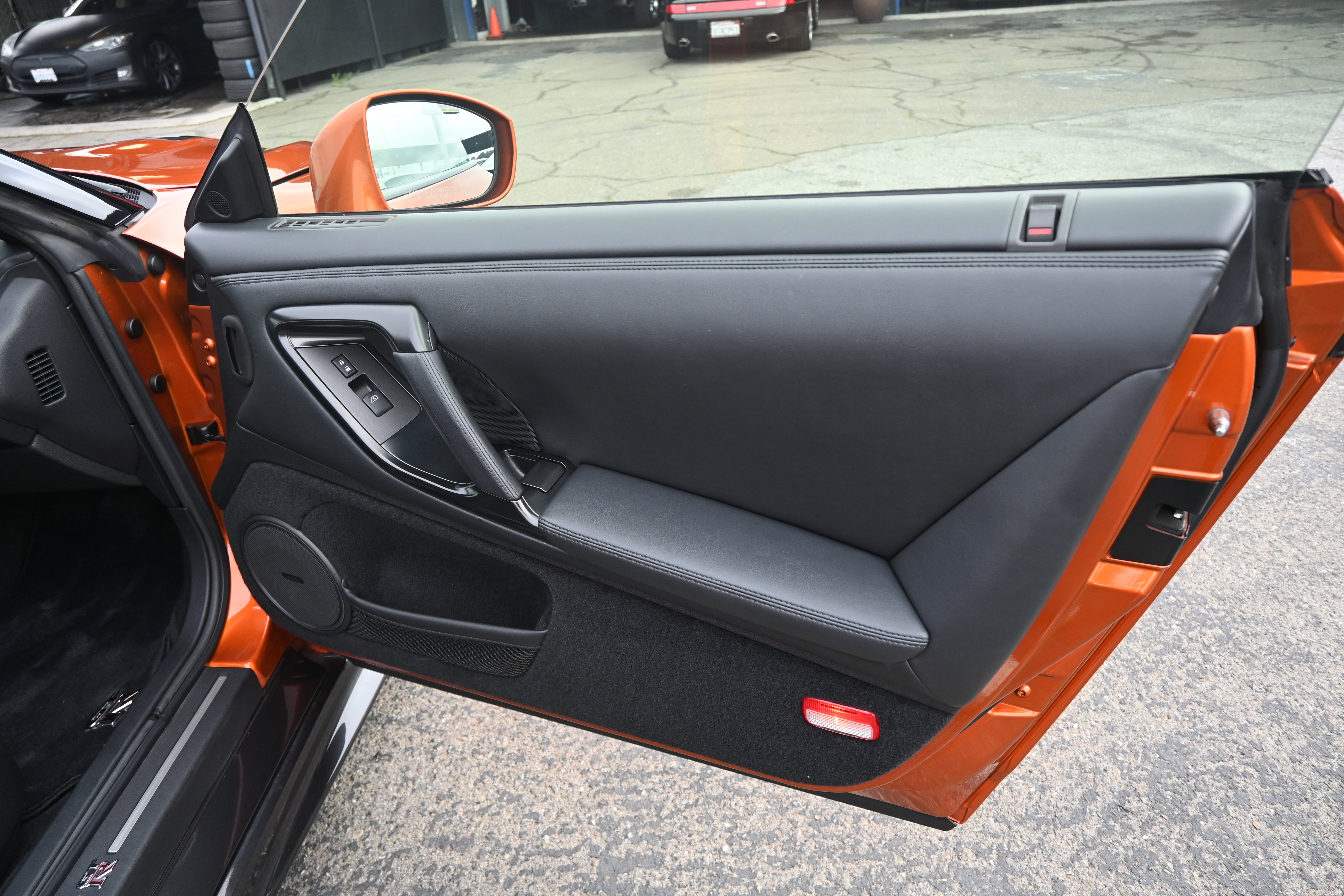 Used 2017 Nissan GT-R Premium image 45