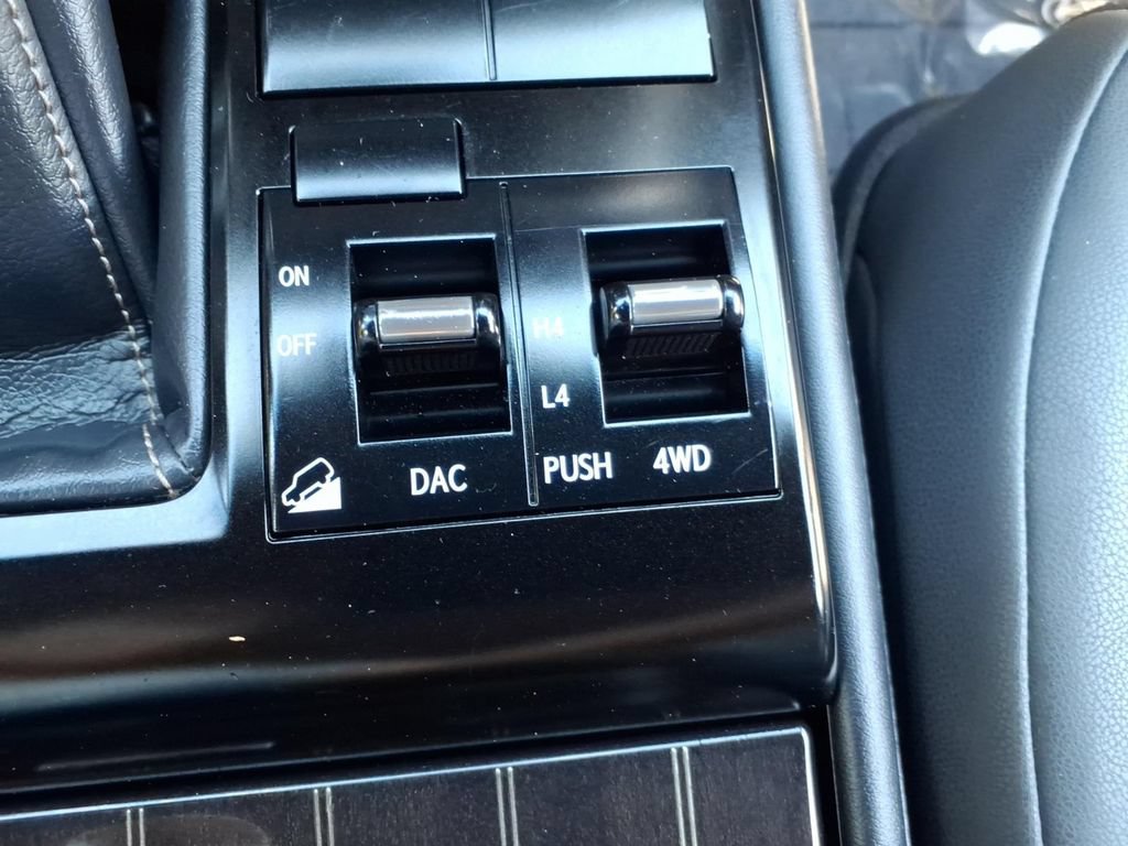 Used 2021 Lexus GX 460 Premium w/ Premium Package AWD/4WD image 7
