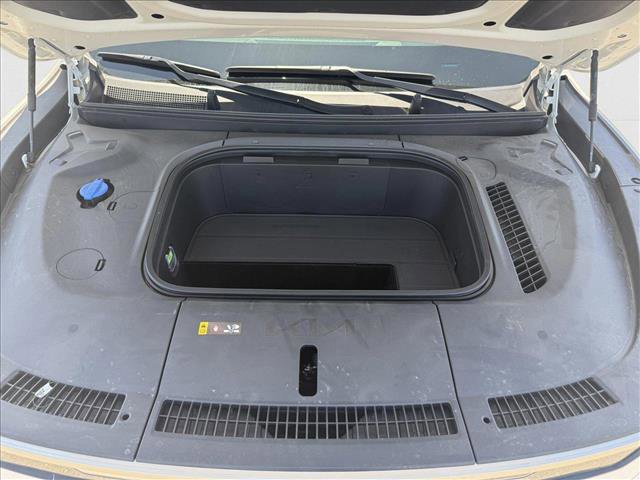 Used 2024 Kia EV9 GT-Line image 25