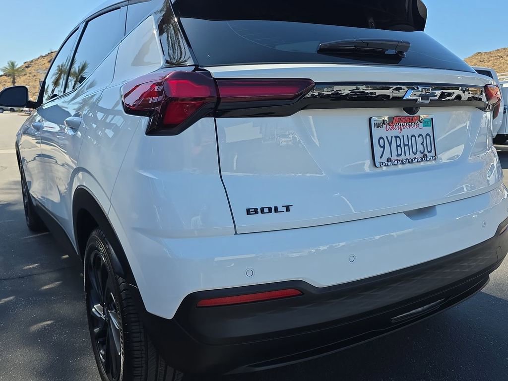 Used 2027 Chevrolet Bolt LT w/ Comfort Package FWD image 33