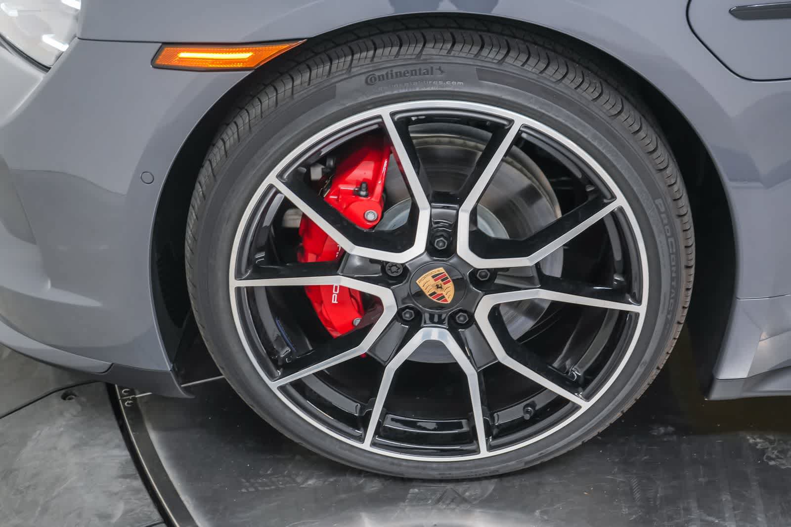 New 2026 Porsche Taycan 4S AWD/4WD image 14