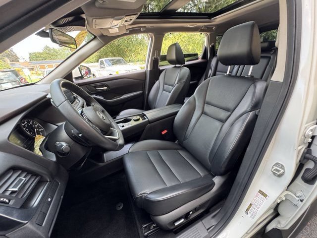 Used 2023 Nissan Rogue SV w/ SV Premium Package AWD/4WD image 28