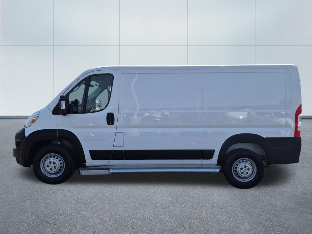 Used 2025 RAM ProMaster 2500 w/ U-Haul Equipment Group FWD image 3