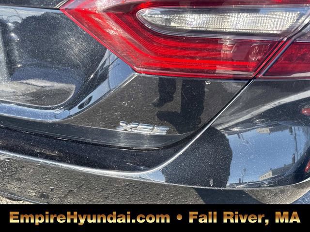 Used 2024 Toyota Camry XSE image 5