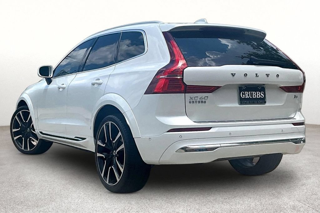 Used 2023 Volvo XC60 B5 Ultimate w/ Protection Package Premier FWD image 17