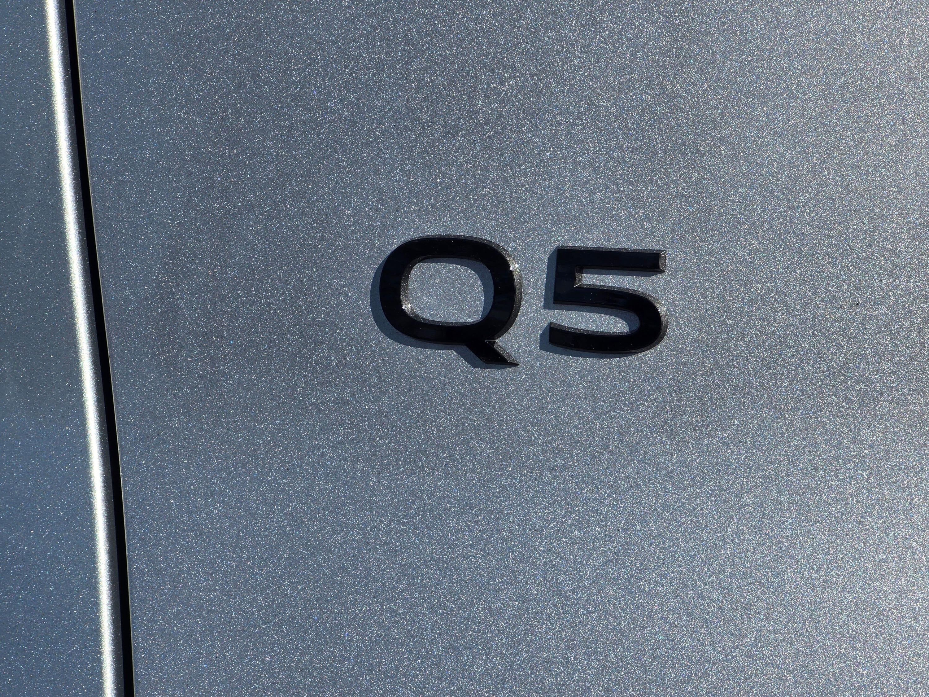 Certified 2025 Audi Q5 Premium Plus w/ Premium Plus image 34