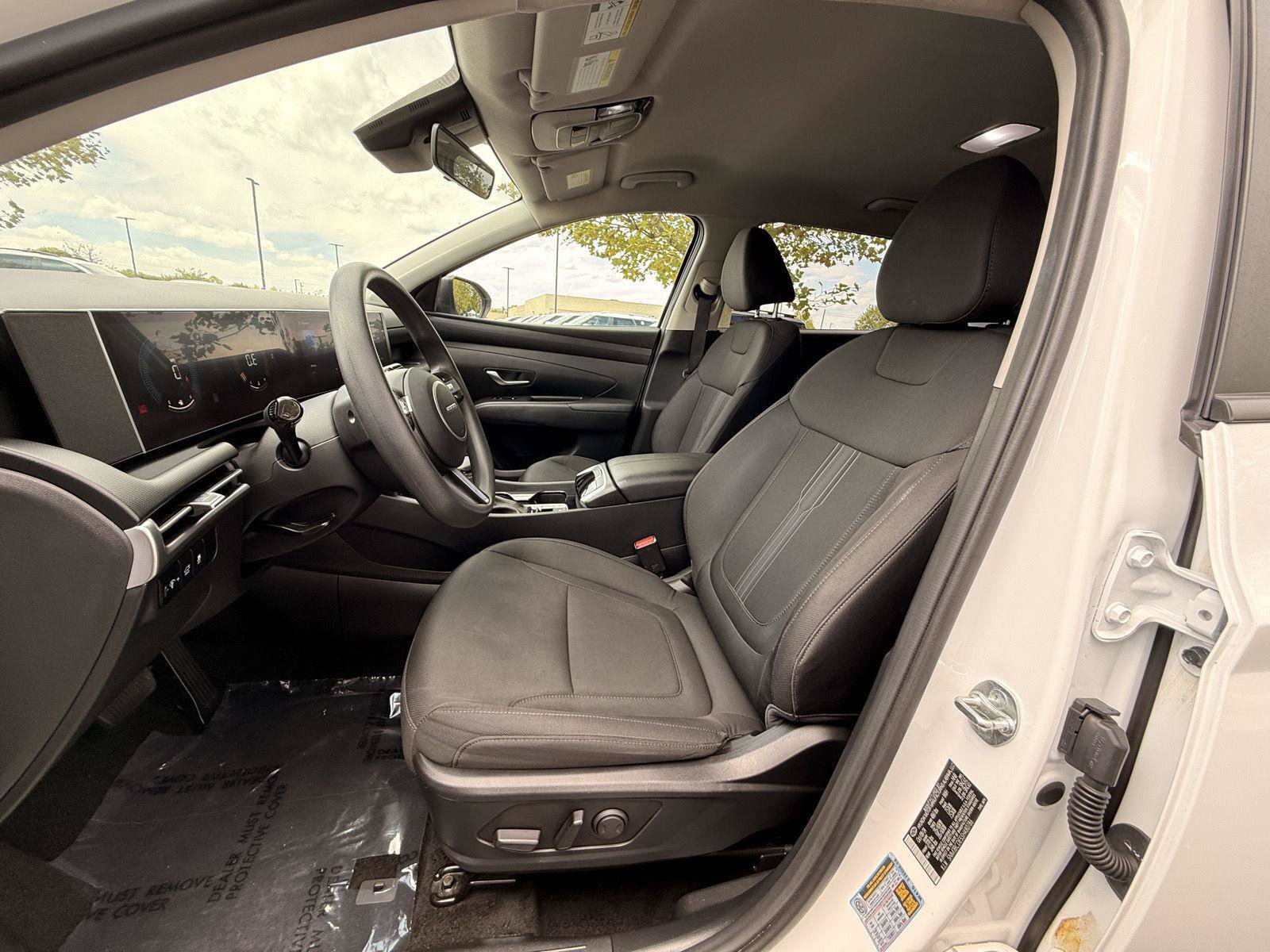 Used 2025 Hyundai Tucson SEL AWD/4WD image 14