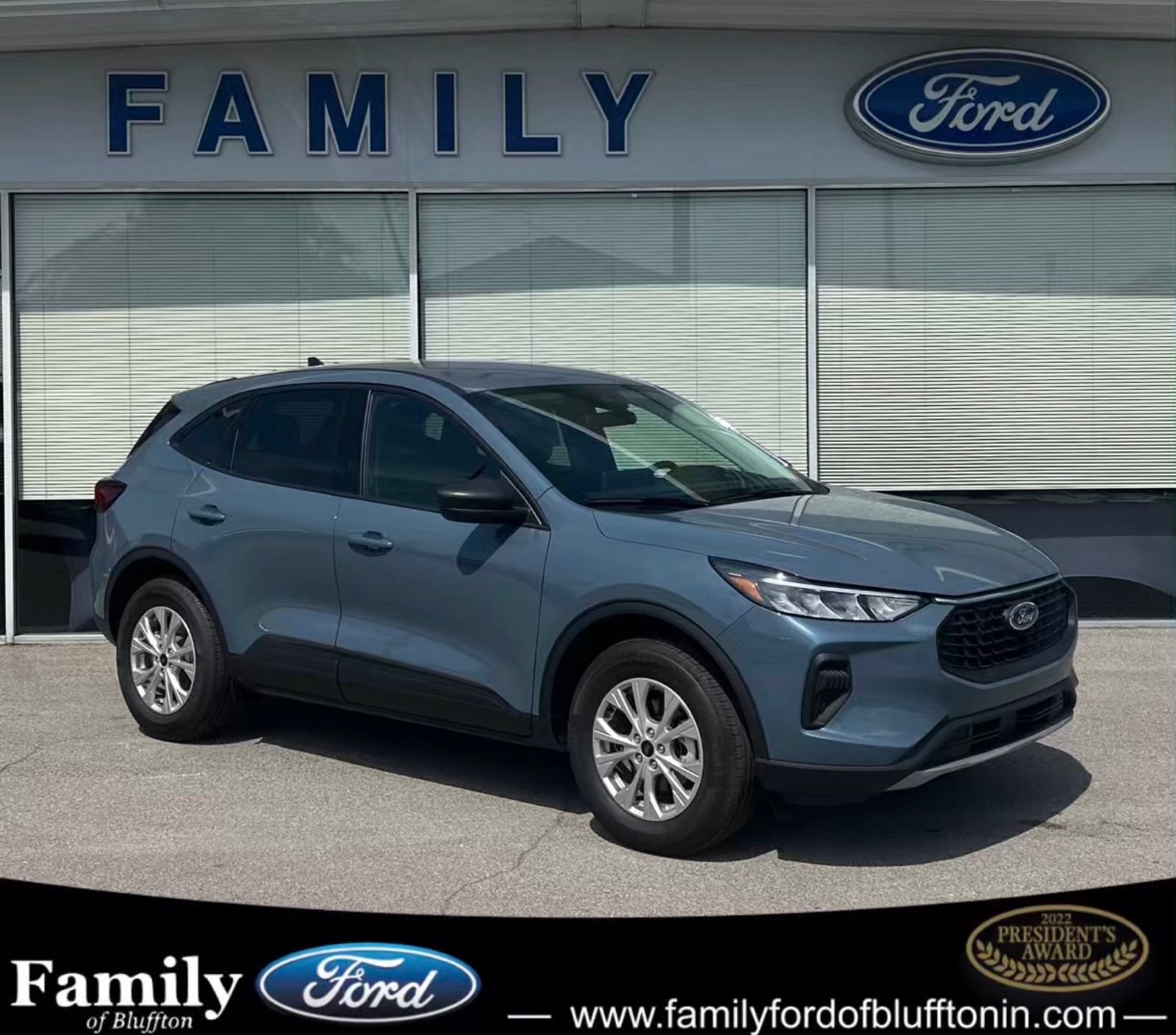 New 2026 Ford Escape Active w/ Tech Pack #1 AWD/4WD image 1