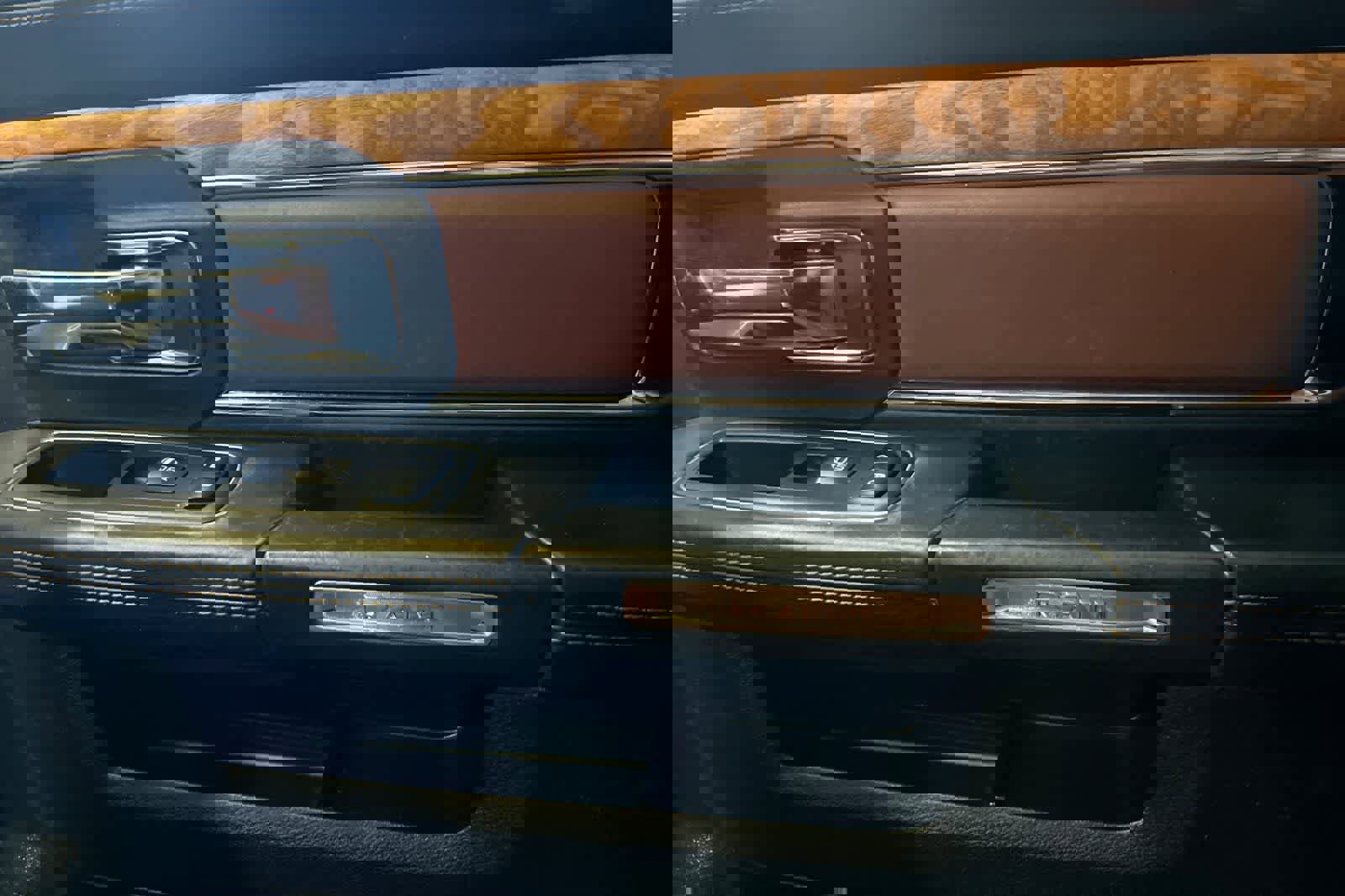 Used 2017 RAM 1500 Laramie Longhorn image 20