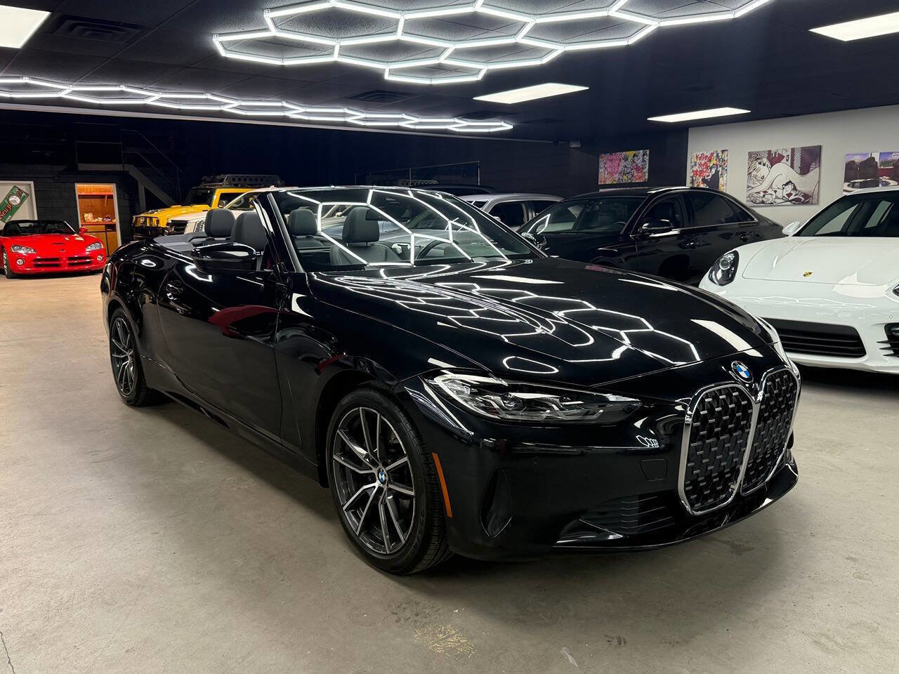 Used 2023 BMW 430i xDrive Convertible w/ Premium Package image 3