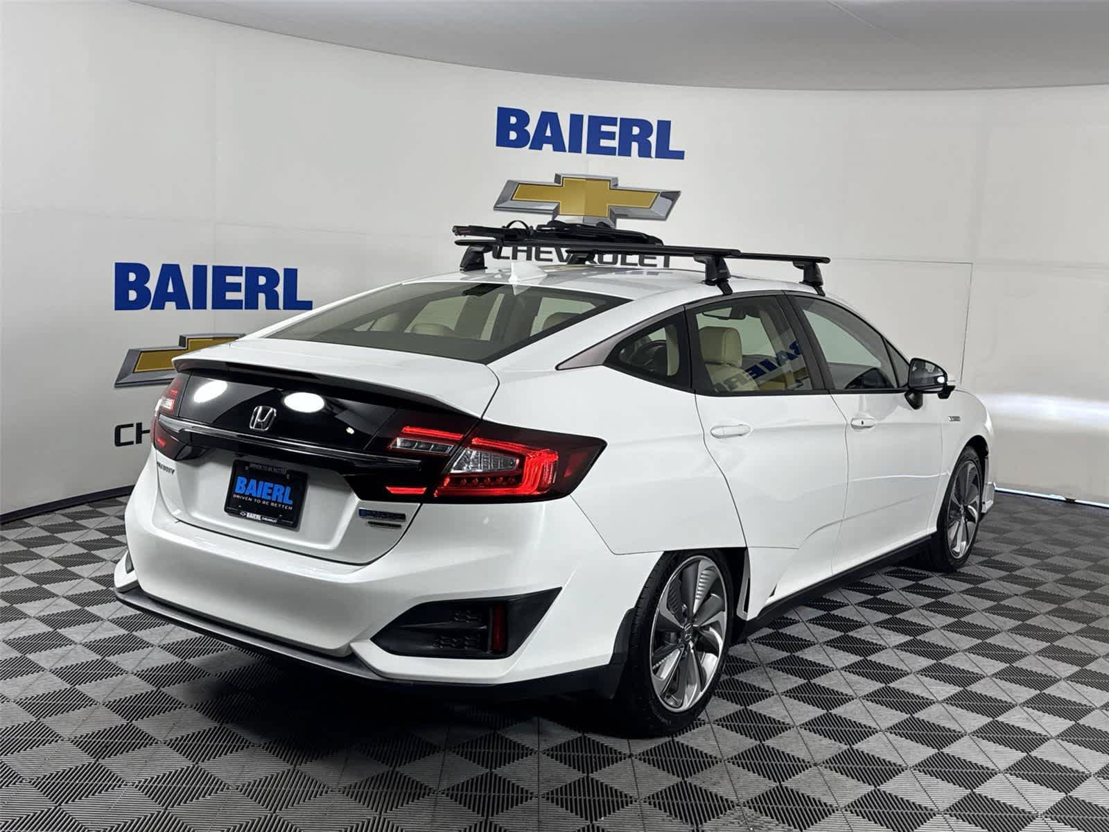 Used 2018 Honda Clarity Touring image 5