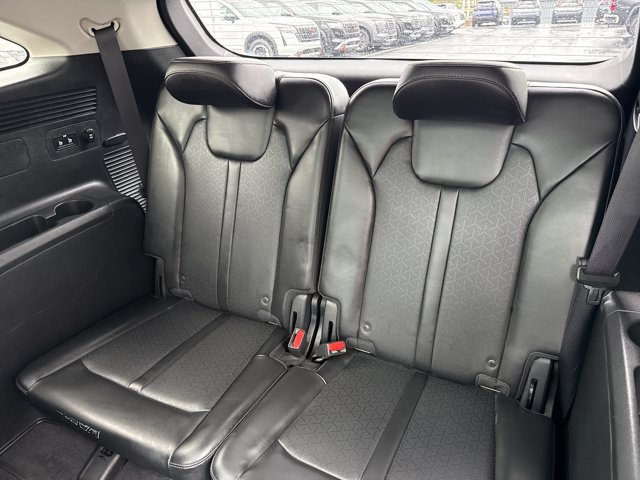 Used 2023 Kia Sorento EX w/ Panoramic Sunroof Package FWD image 7