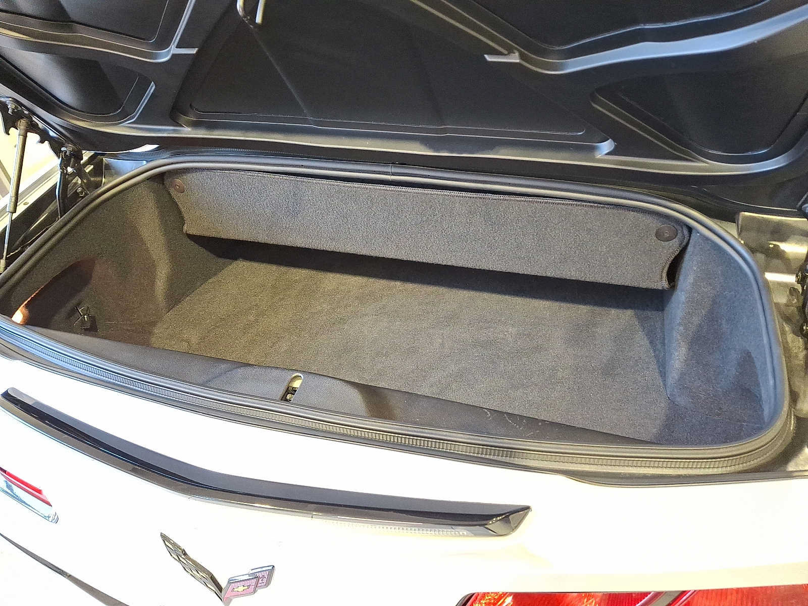 Used 2017 Chevrolet Corvette Stingray Convertible w/ 2LT Preferred Equipment Group RWD image 28