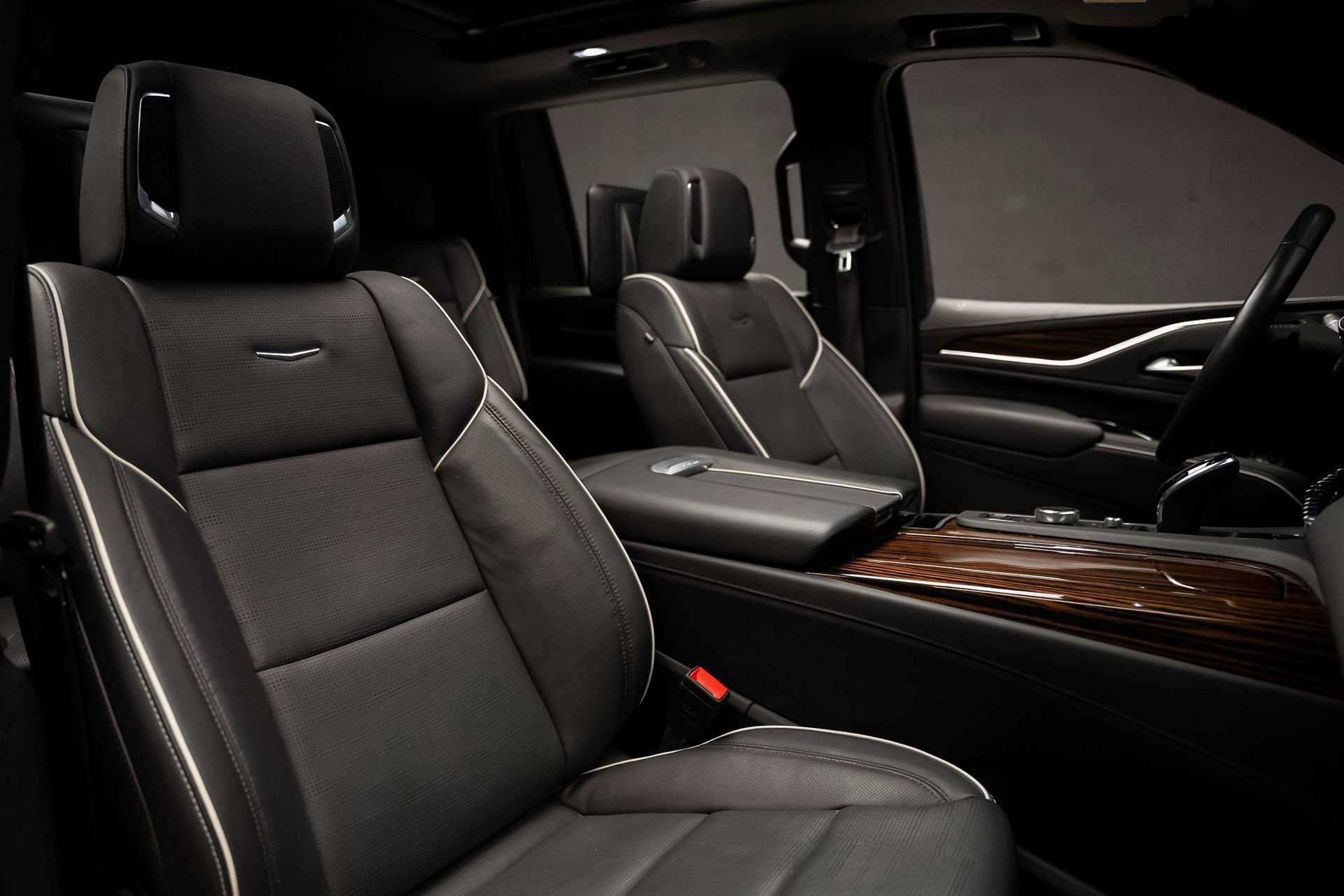 Used 2024 Cadillac Escalade ESV Premium Luxury RWD image 64
