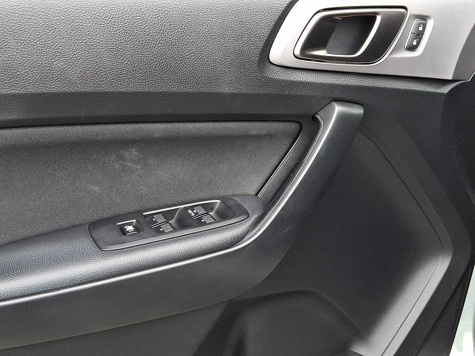 Certified 2021 Ford Ranger XLT w/ Equipment Group 301A Mid image 12