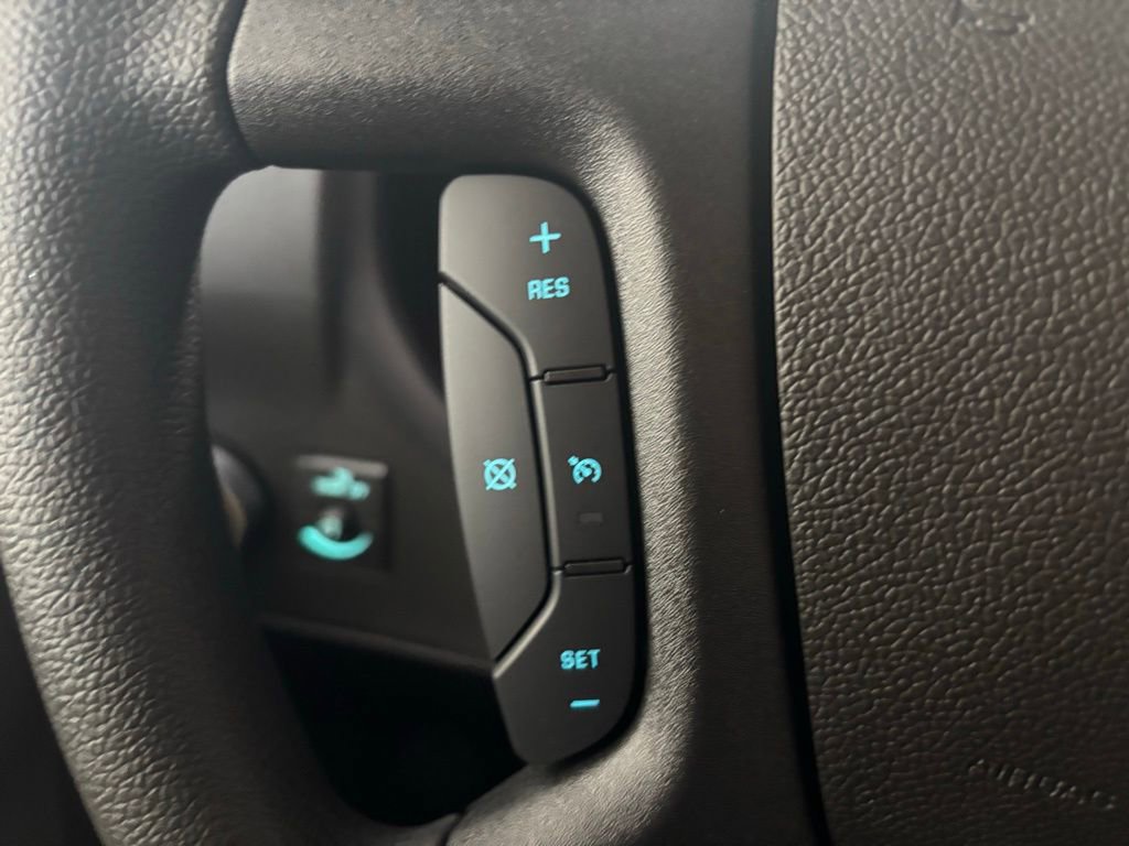 New 2025 Chevrolet Express 2500 Work Van w/ Driver Convenience Package image 28