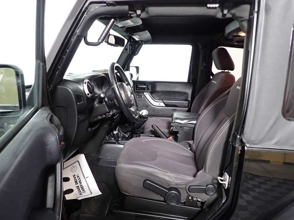 Used 2014 Jeep Wrangler Rubicon w/ Power Convenience Group AWD/4WD image 20