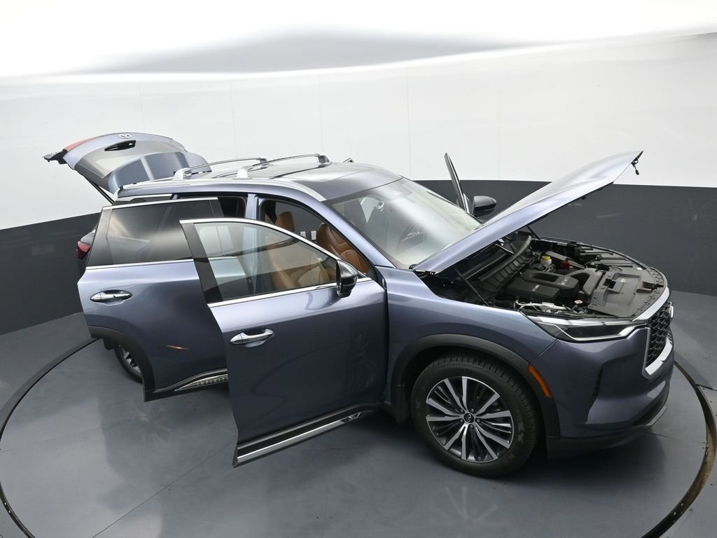 Used 2025 INFINITI QX60 Sensory w/ Vision Package image 40
