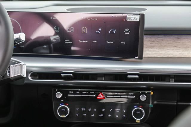 New 2026 Hyundai Ioniq 9 Limited w/ Tow & Go Package image 14