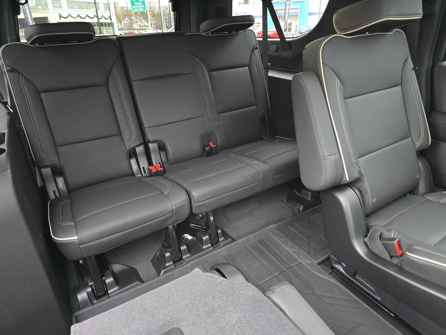 New 2026 Chevrolet Suburban Premier w/ Sun And Tow Package image 13