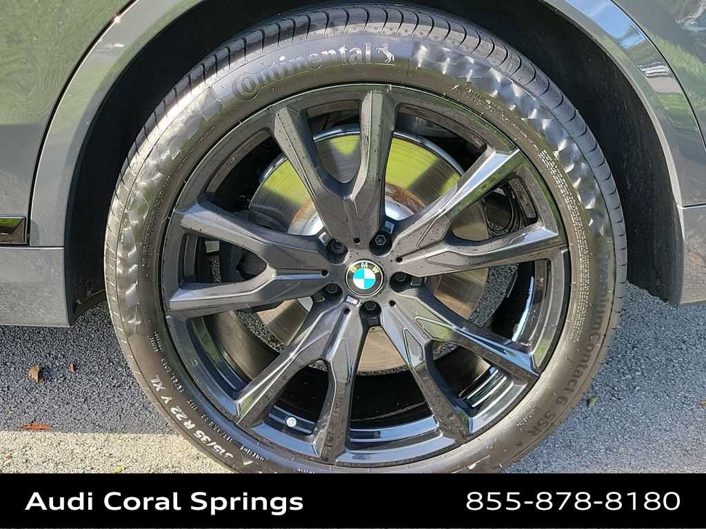 Used 2026 BMW X7 M60i AWD/4WD image 16