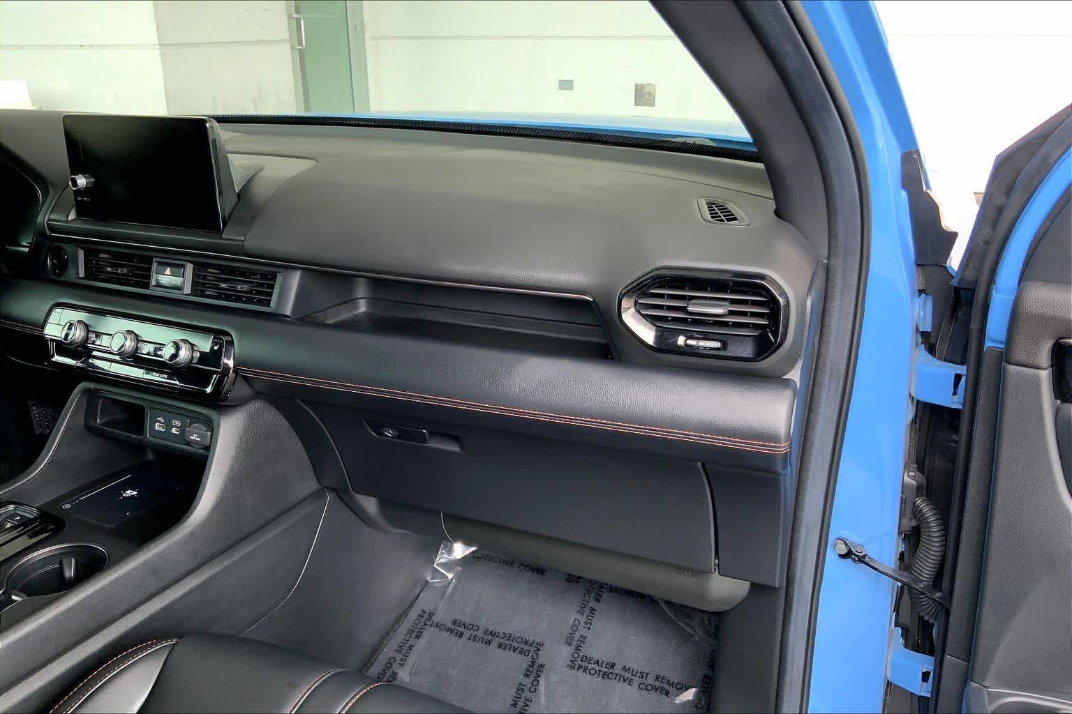 Used 2024 Honda Pilot TrailSport image 19