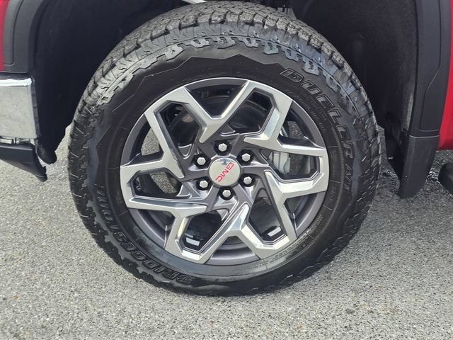 Used 2025 GMC Sierra 1500 SLT AWD/4WD image 9