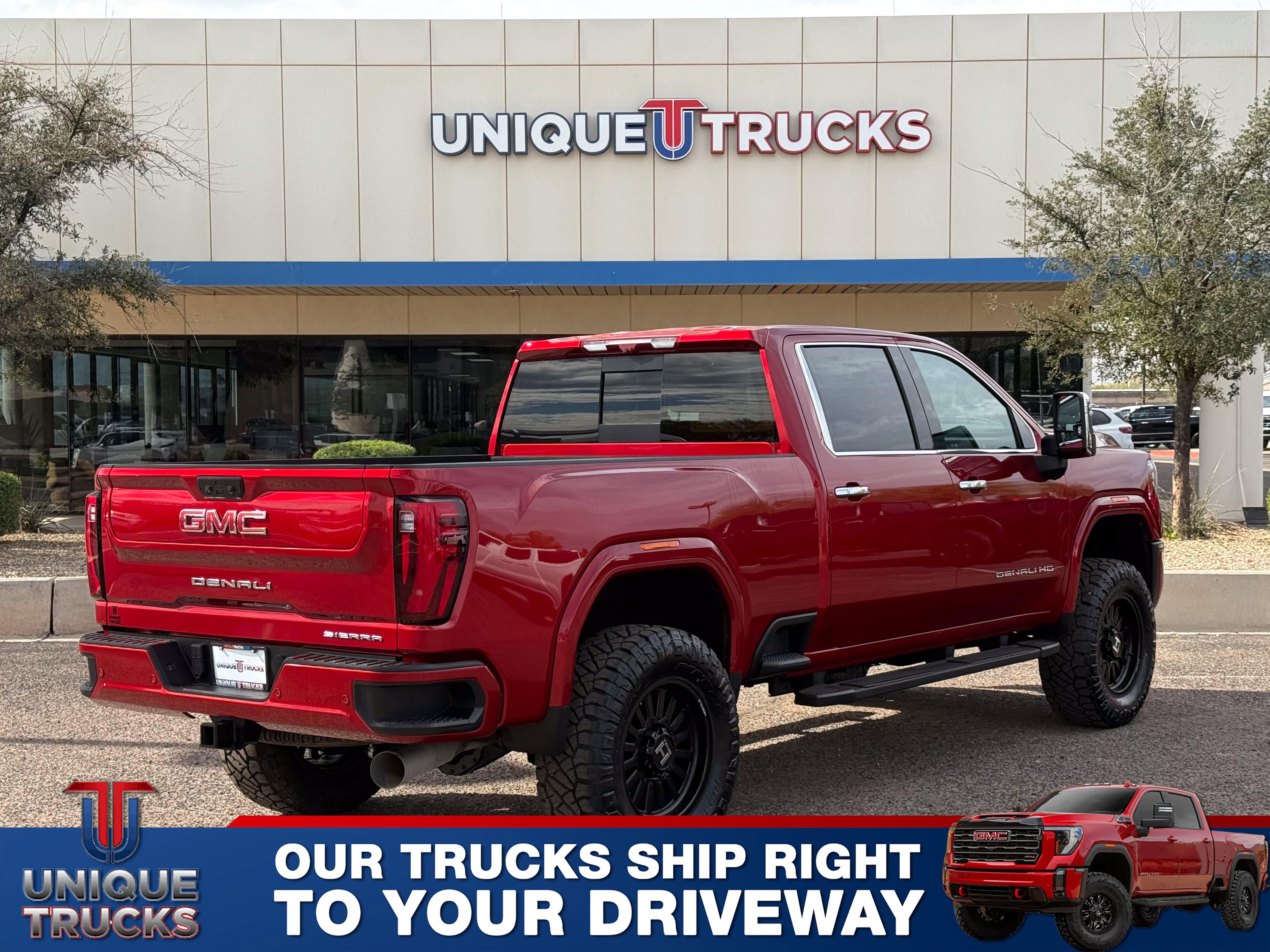 Used 2024 GMC Sierra 2500 Denali w/ Technology Package image 5