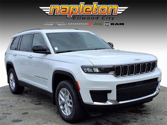New 2025 Jeep Grand Cherokee L Laredo image 1