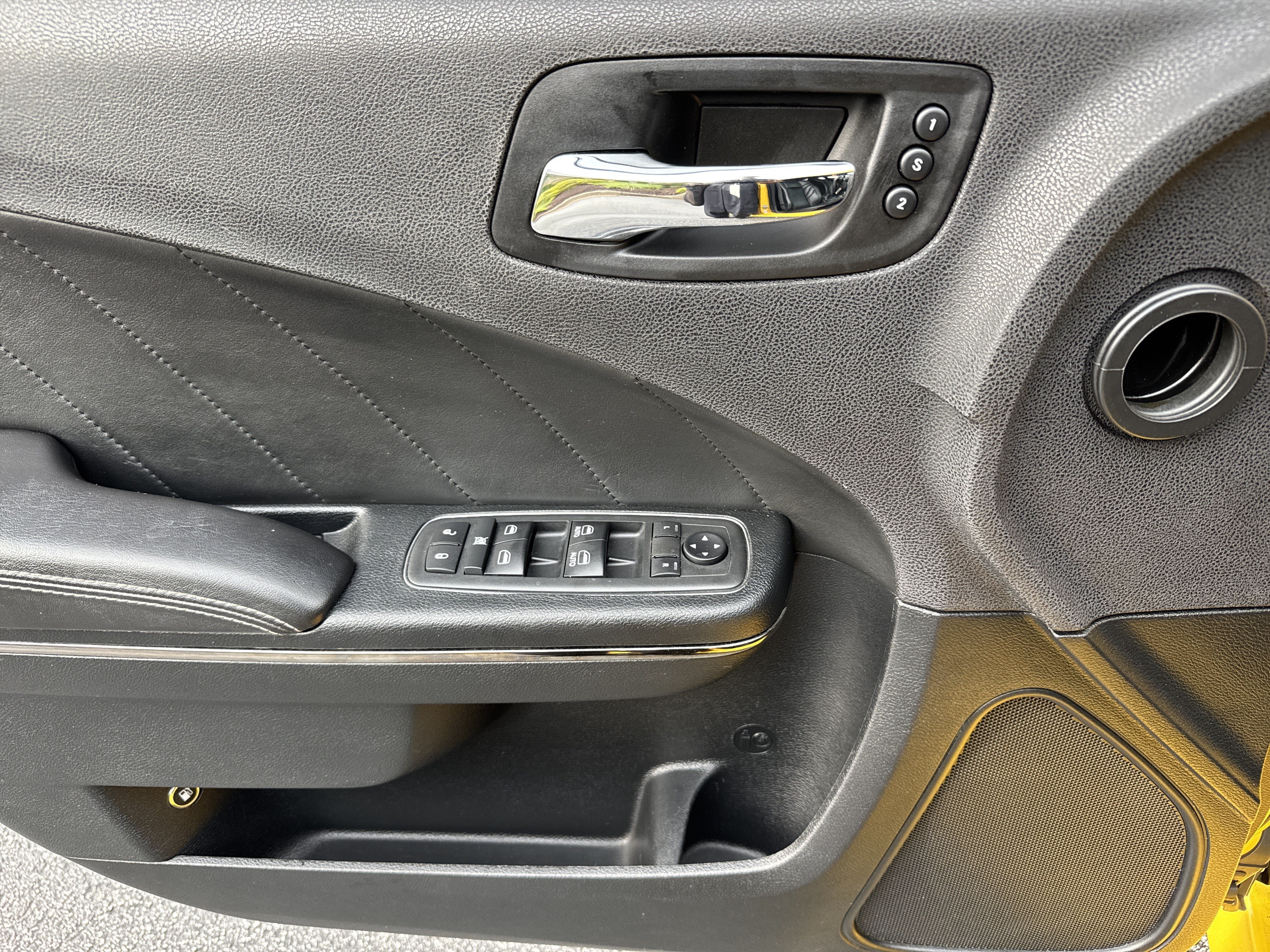Used 2018 Dodge Charger SRT Hellcat RWD image 14