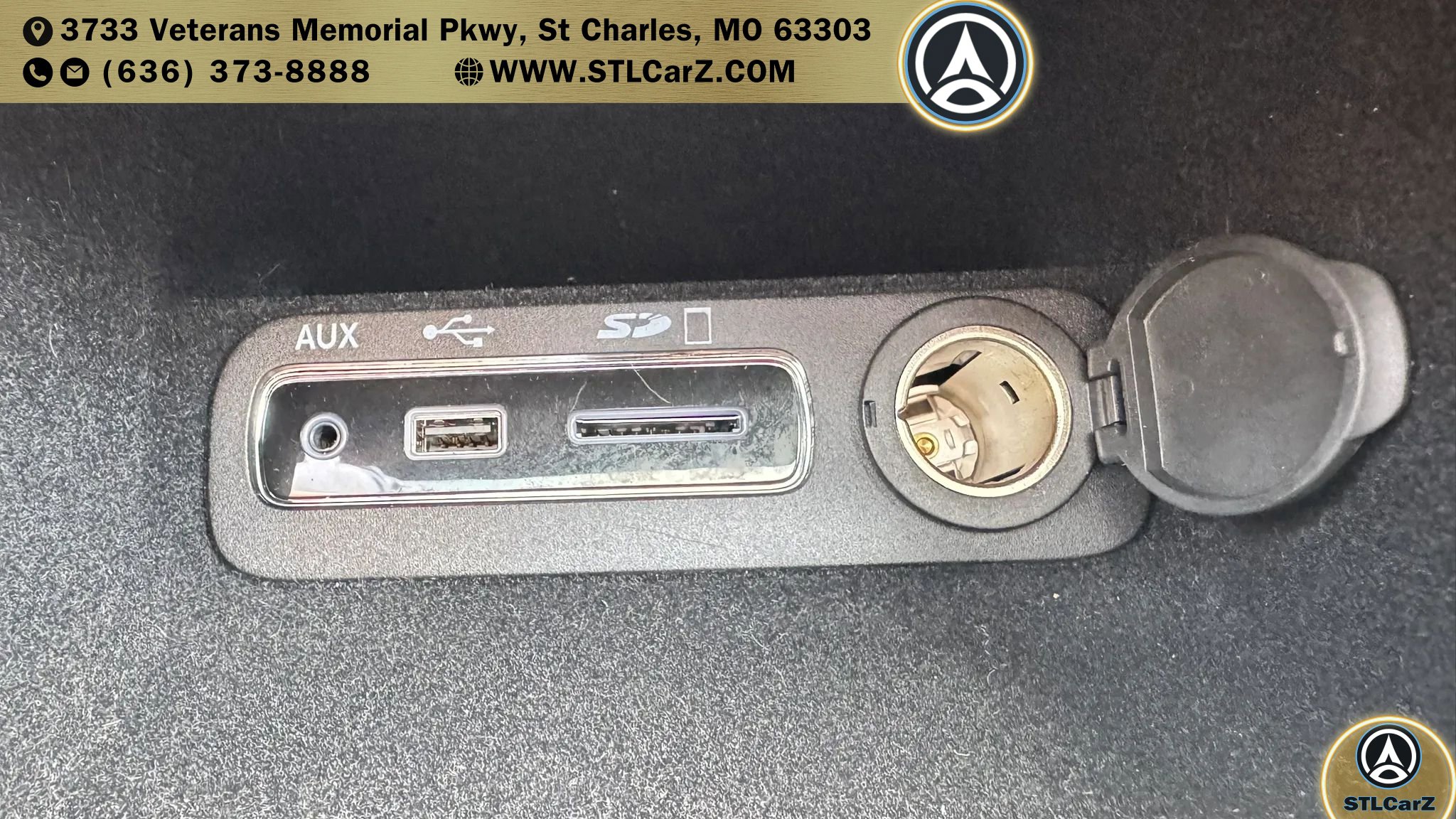 Used 2015 Jeep Grand Cherokee Overland w/ Advanced Technology Group image 13