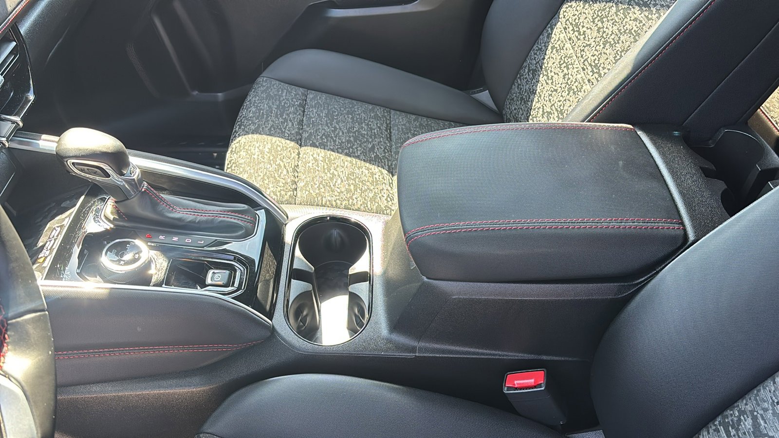 Used 2023 Chevrolet Colorado Z71 w/ Z71 Convenience Package 2 image 21