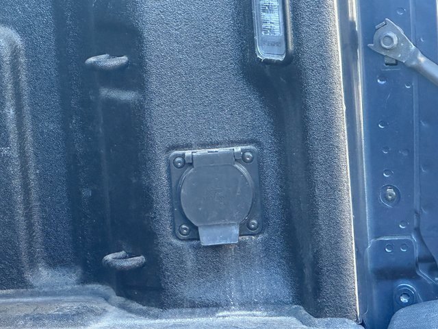 Used 2023 GMC Sierra 3500 AT4 w/ AT4 Preferred Package image 19