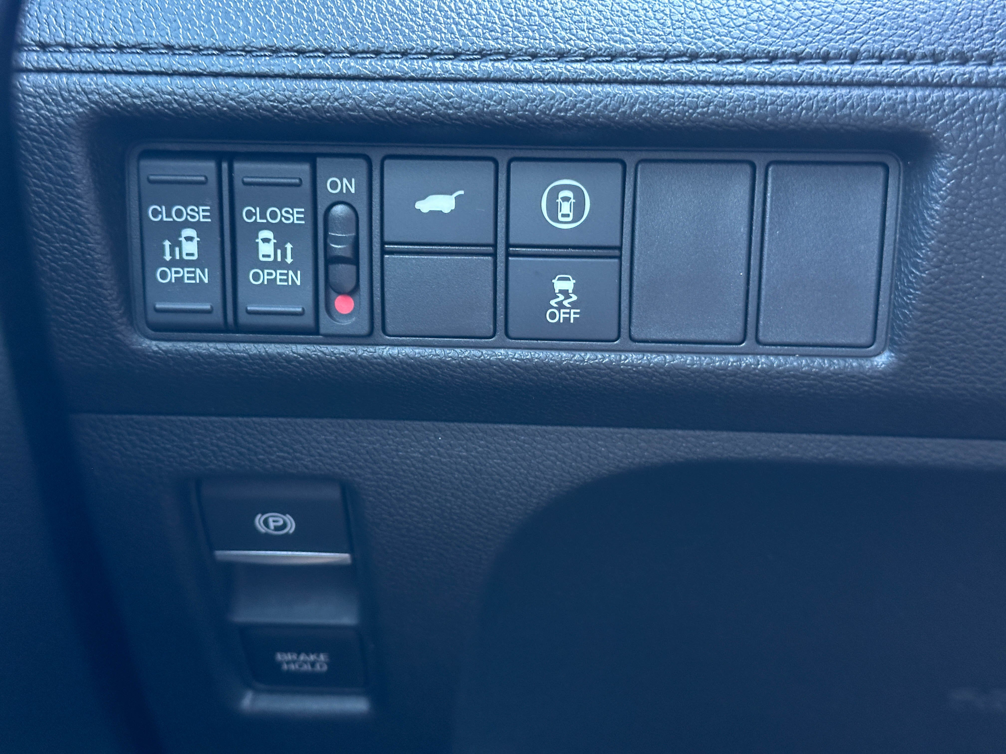 Certified 2024 Honda Odyssey Sport image 39