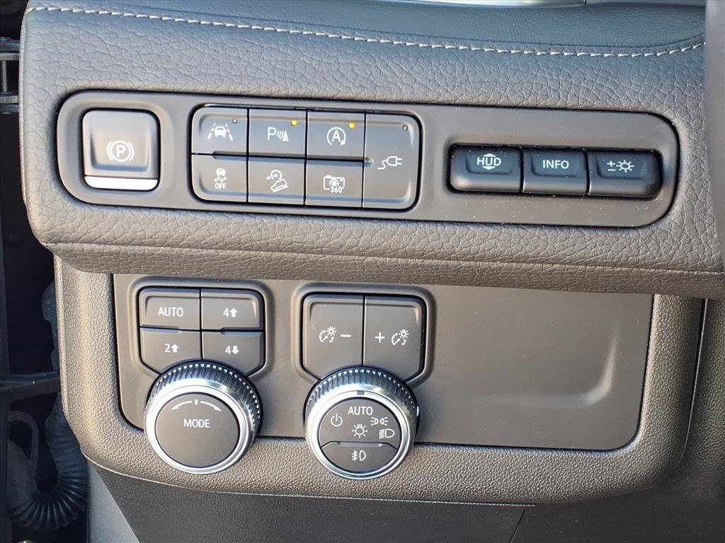 Used 2023 GMC Yukon Denali Ultimate image 5