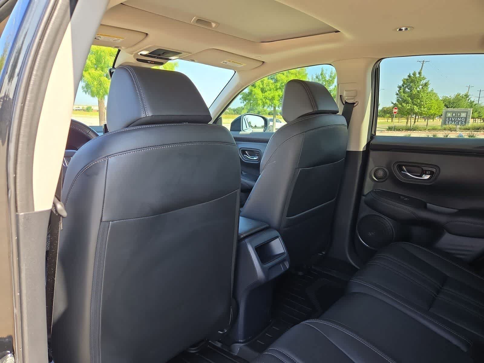 Used 2023 Honda HR-V EX-L image 16