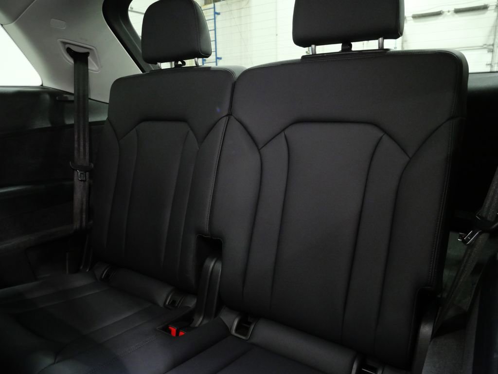 Used 2024 Audi Q7 2.0T Premium Plus image 25