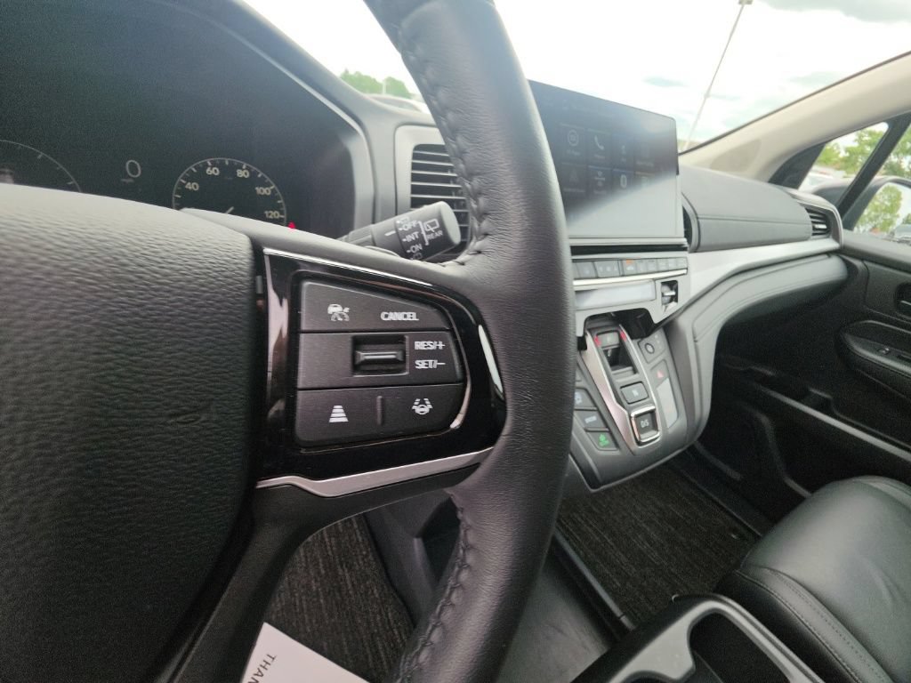 Used 2026 Honda Odyssey EX-L image 17