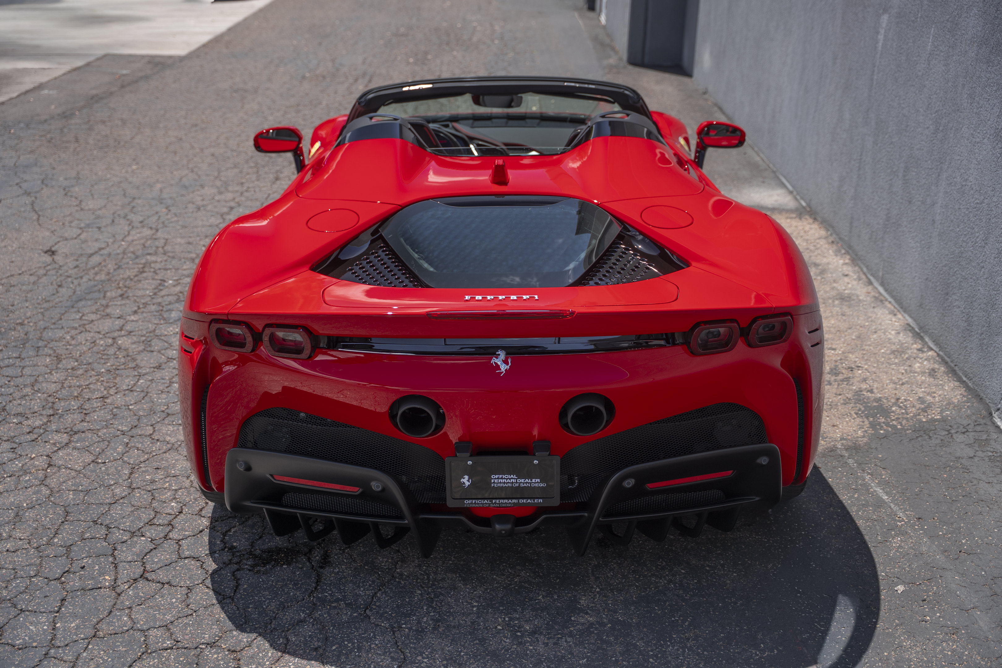 Used 2022 Ferrari SF90 Spider AWD/4WD image 5