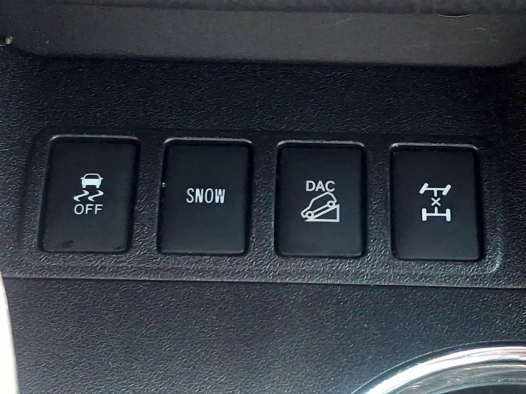 Used 2019 Toyota Highlander XLE w/ Protection Package #3 AWD/4WD image 26