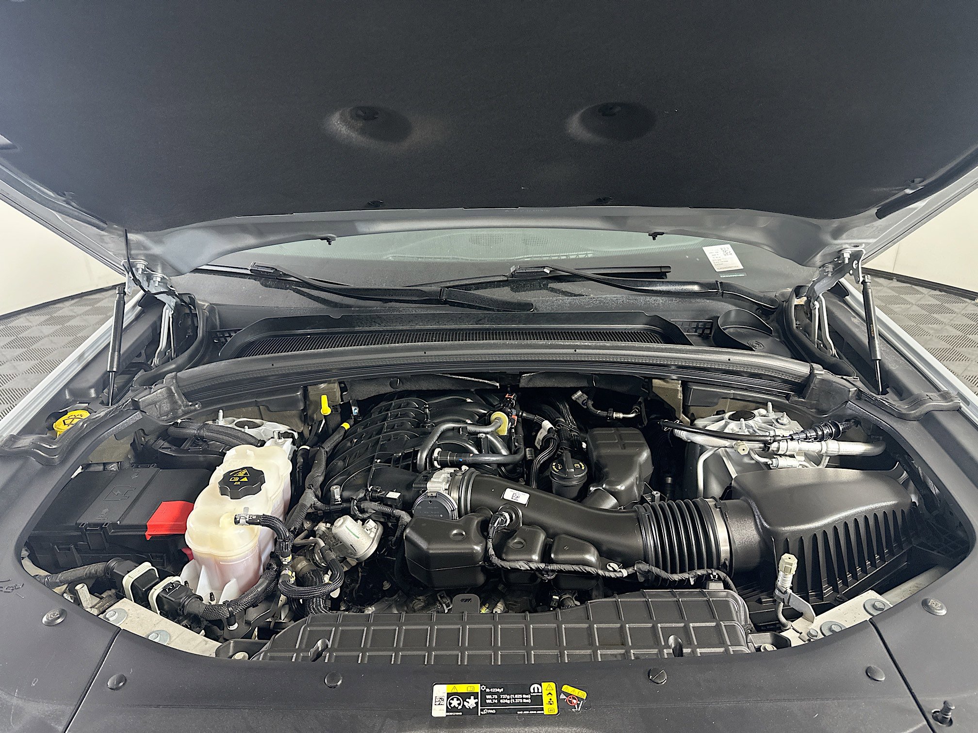 Used 2023 Jeep Grand Cherokee Laredo image 34