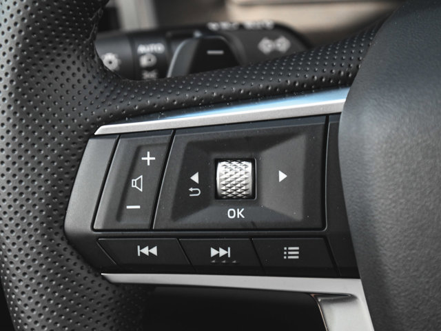 New 2025 Mitsubishi Outlander SE image 23