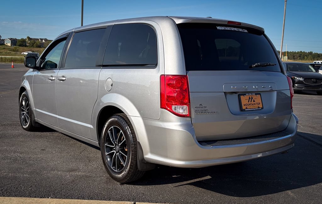 Used 2018 Dodge Grand Caravan SE w/ UConnect Hands-Free Group FWD image 24
