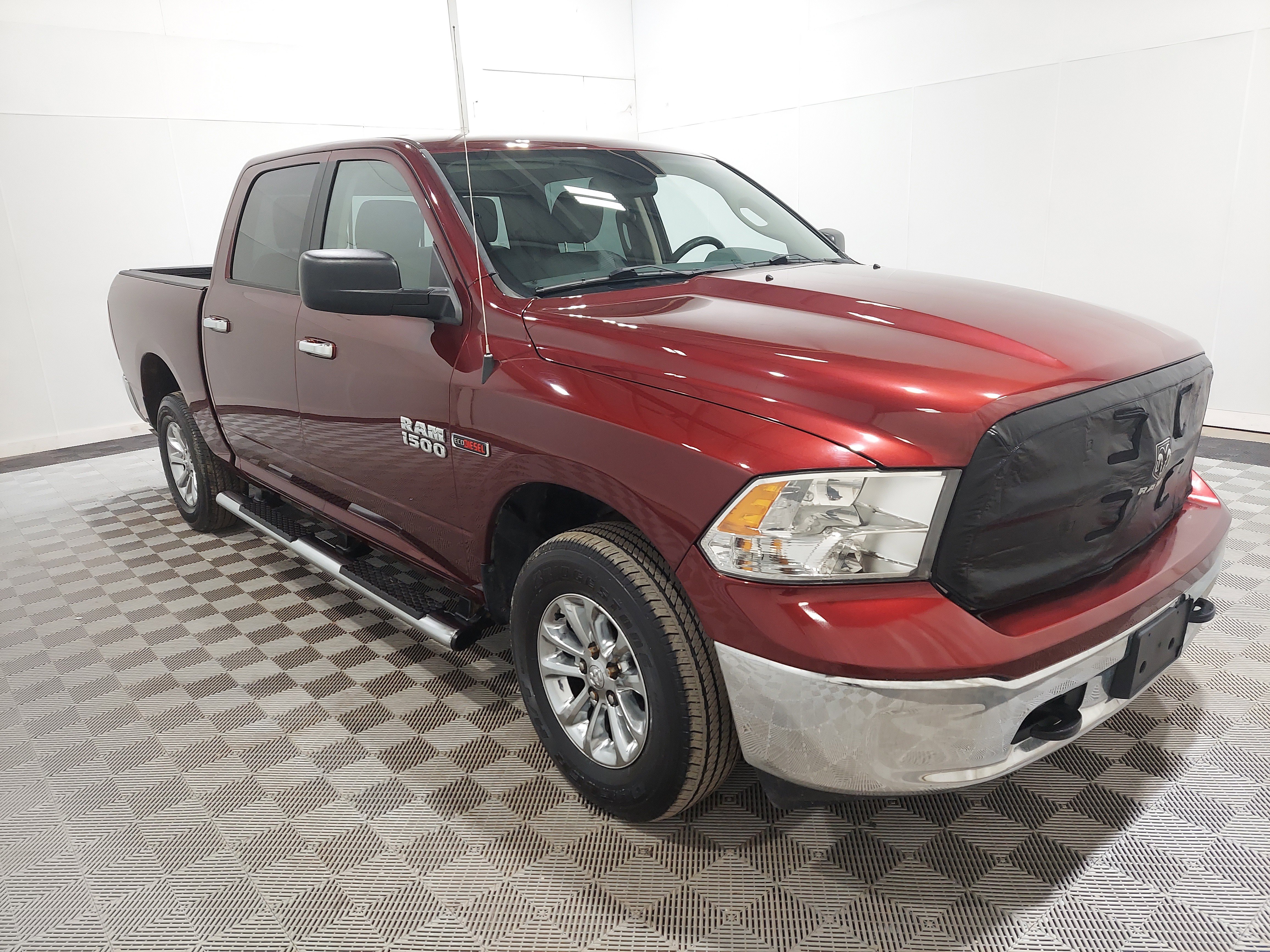 Used 2016 RAM 1500 Classic SLT AWD/4WD image 4