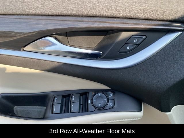 Used 2018 Buick Enclave Essence image 16